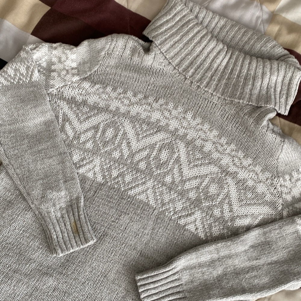 Dressbarn pale grey and white Nordic pullover Knit Cowl Neck Sweater ❄️ - Picture 3 of 17